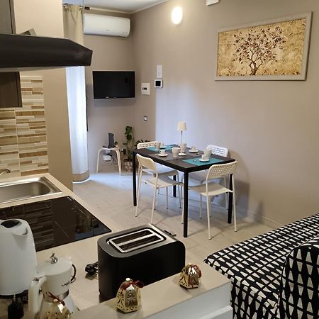 U Peri Alivu House Villa Catania-Fontanarossai nemzetközi repülőtér Kültér fotó