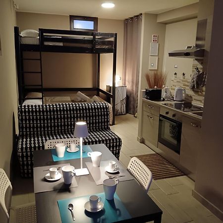 U Peri Alivu House Villa Catania-Fontanarossai nemzetközi repülőtér Kültér fotó
