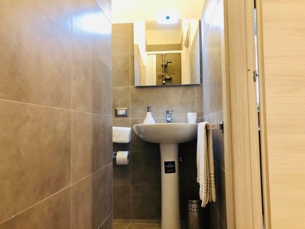 U Peri Alivu House Villa Catania-Fontanarossai nemzetközi repülőtér Kültér fotó